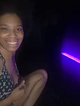 YeahhhitsBreezy online show from April 28, 1:36 am