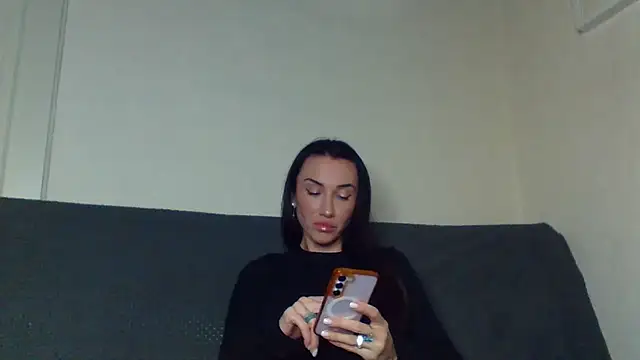 Zariveth online show from October 28, 9:19 pm