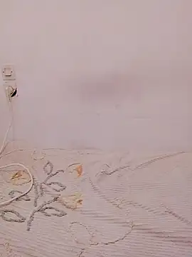 Sirine sexy online show from September 29, 6:57 pm