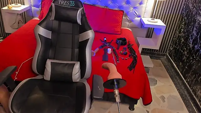 MaraBlake  online show from November 22, 1:30 am