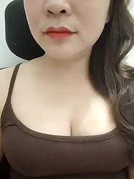 Girl Shy2000 online show from April 24, 3:15 pm