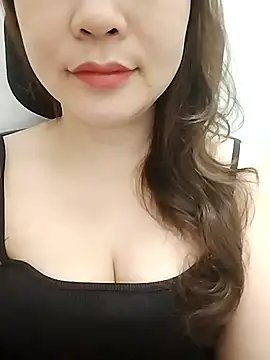 Girl Shy2000 online show from April 26, 9:45 pm