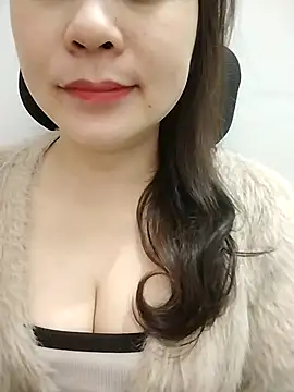 Girl Shy2000 online show from February 3, 1:16 am