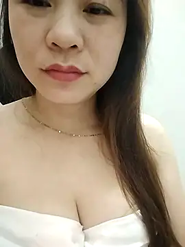 Girl Shy2000 online show from October 13, 10:34 pm