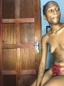 Caramel102004 online show from February 26, 11:26 pm