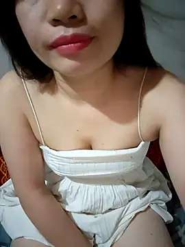 Snapshot of Meoweo_23 chatting on October 4, 8:24 pm Meoweo 23 online show from October 4, 8:24 pm