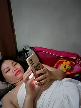 Snapshot of Meoweo_23 chatting on October 10, 9:31 pm Meoweo 23 online show from October 10, 9:31 pm