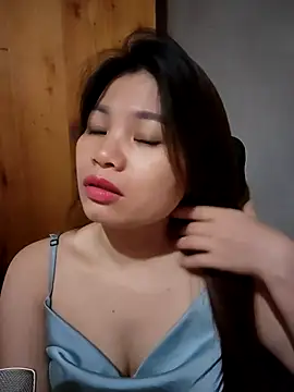 Snapshot of Meoweo_23 chatting on September 26, 4:37 pm Meoweo 23 online show from September 26, 4:37 pm