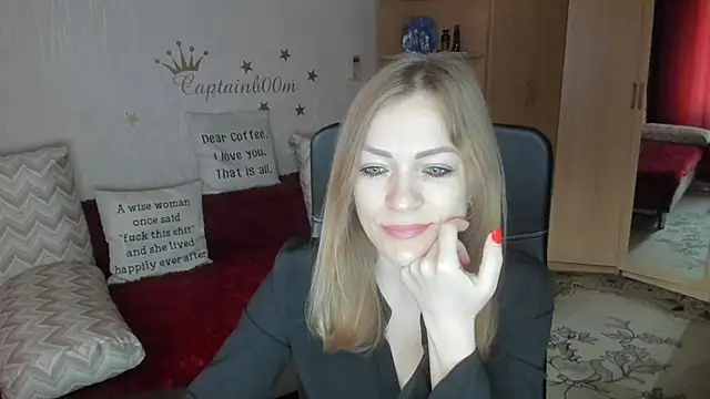 Tiffany Bates online show from October 11, 4:06 am