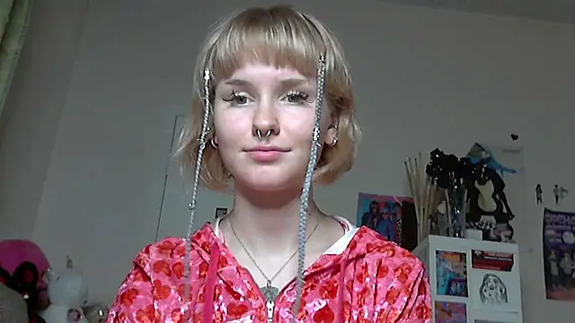 Paradoxy  online show from May 9, 9:06 pm