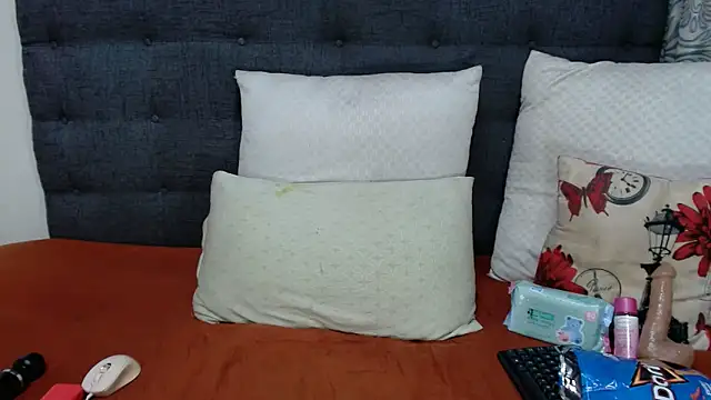 stunna-gir online show from November 5, 5:51 pm