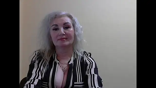 LadySexyBlond online show from April 24, 1:36 pm