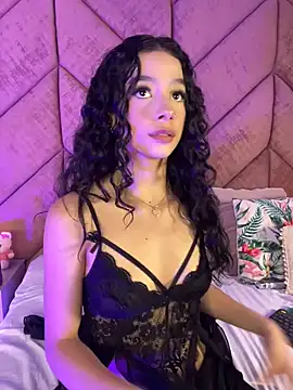 ChloeRosses online show from March 8, 2:37 am