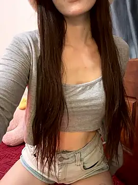 Quynhbabysexy online show from March 25, 9:01 am