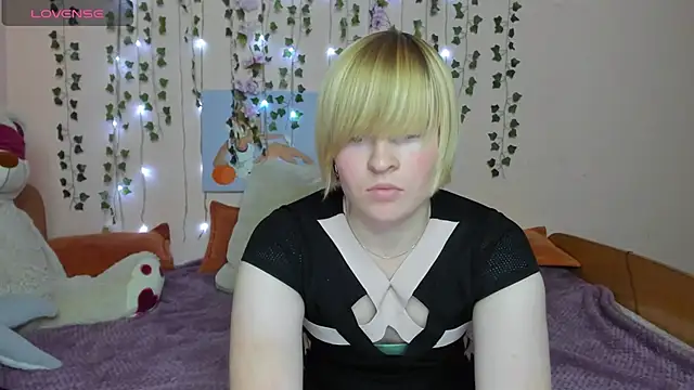 Cattie w  online show from October 22, 3:11 am