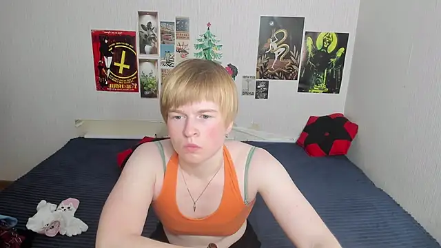 Cattie w  online show from April 20, 1:08 am