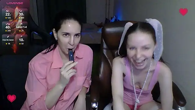 Irwi Tomboy online show from January 7, 9:40 pm