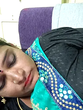 navyasree143 online show from April 24, 3:37 pm