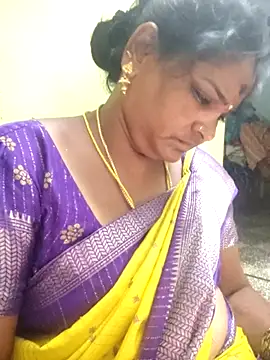 navyasree143 online show from April 23, 12:51 pm