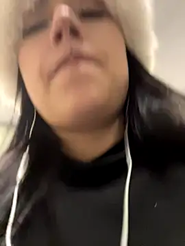 Snapshot of marii_mar chatting on October 4, 3:01 am marii mar online show from October 4, 3:01 am