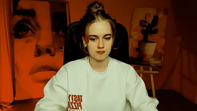 JuneWoods online show from April 24, 12:41 pm