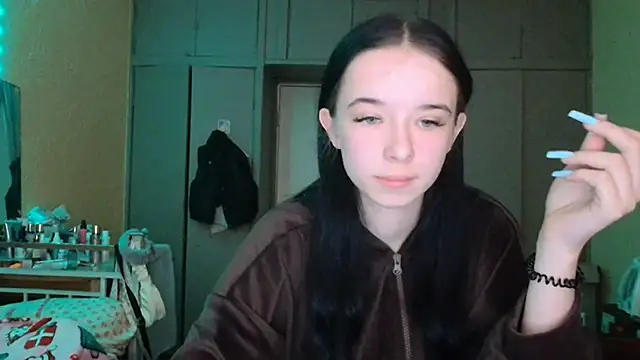 Emilia Light online show from March 31, 7:41 am