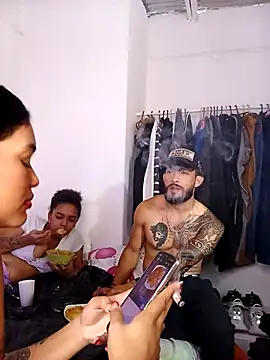 Kingbigcock23cm online show from December 3, 7:27 pm