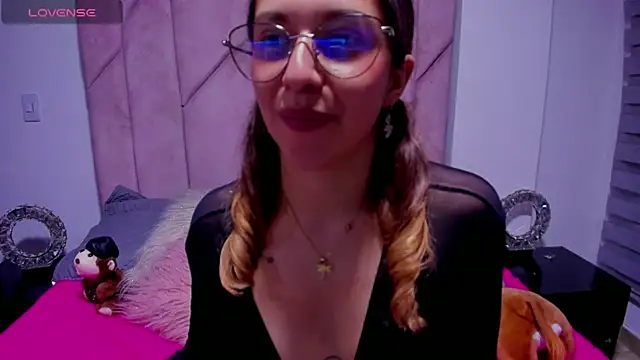 Snapshot of SWEET_MEELODY chatting on October 12, 2:36 am SWEET MEELODY online show from October 12, 2:36 am