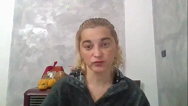 GoldenAngelMilf online show from December 19, 4:10 pm