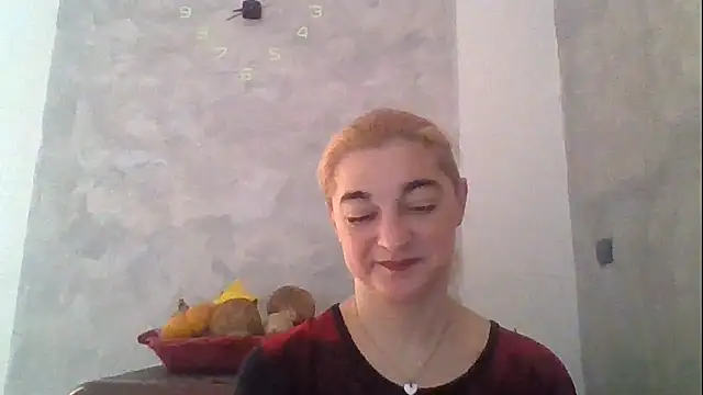 GoldenAngelMilf online show from April 28, 6:39 am