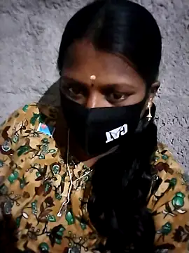 Tamil Hot Sandy online show from February 2, 6:40 pm