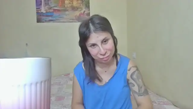 QueenMomyS online show from February 5, 9:07 pm