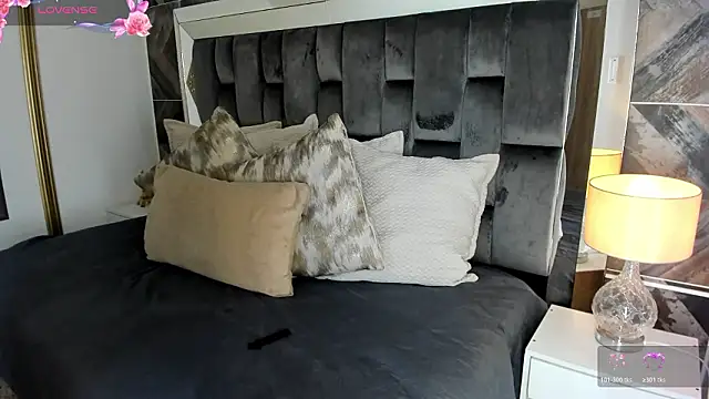 NaylaGrey online show from February 17, 11:42 am