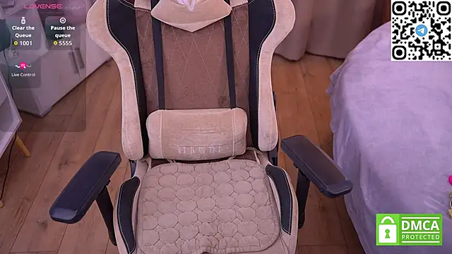 Sharlikiss online show from April 22, 3:20 pm