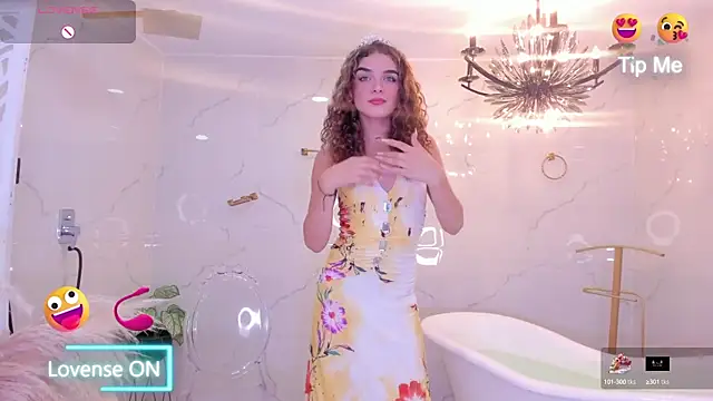 Snapshot of kendallspears_1 chatting on October 13, 3:42 am kendallspears 1 online show from October 13, 3:42 am