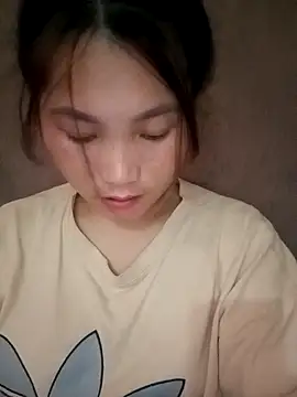 Snapshot of min-xinh chatting on October 2, 5:45 am min-xinh online show from October 2, 5:45 am