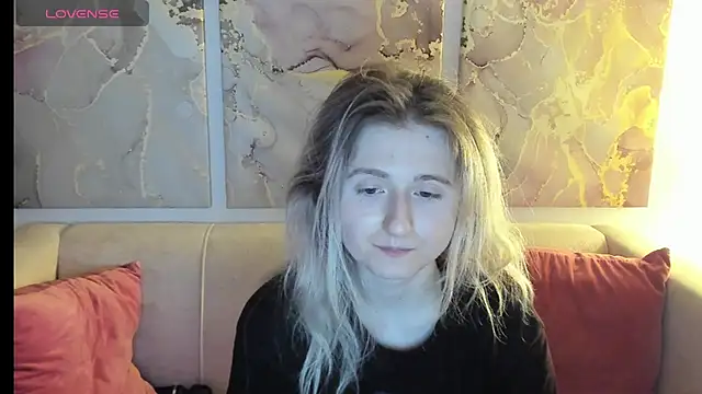 CamillaDreamer online show from April 22, 12:40 am