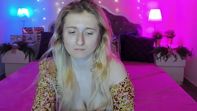 CamillaDreamer online show from January 7, 6:00 pm