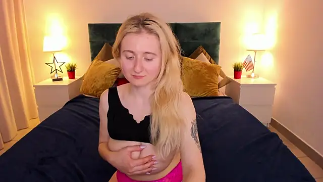 CamillaDreamer online show from October 5, 4:01 pm