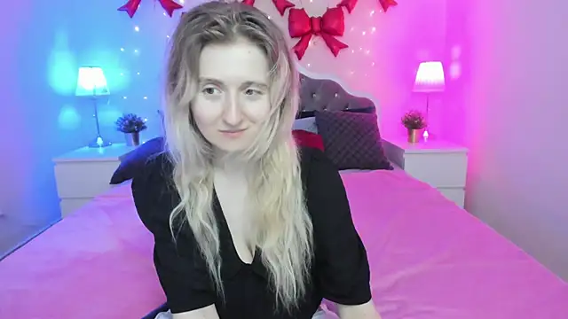 CamillaDreamer online show from April 25, 1:41 am