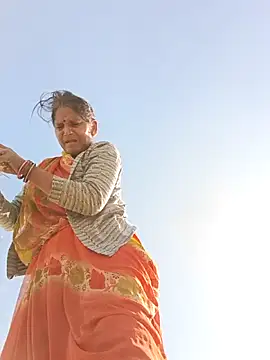 Rs sonam online show from March 28, 10:37 am