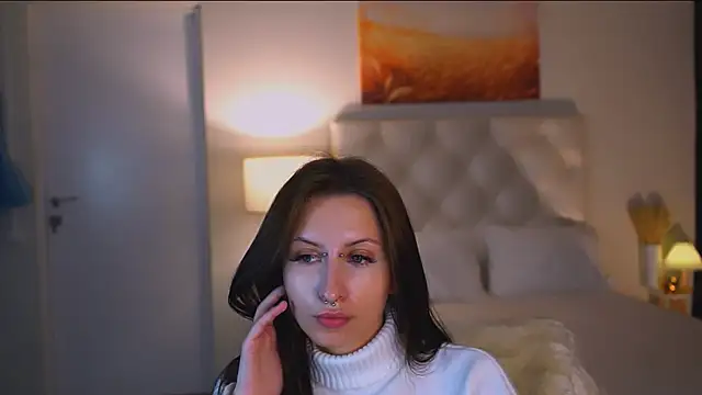 Snapshot of AliceLice_ chatting on October 20, 8:17 am AliceLice online show from October 20, 8:17 am