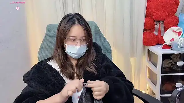 NEWONETO online show from November 27, 9:28 pm