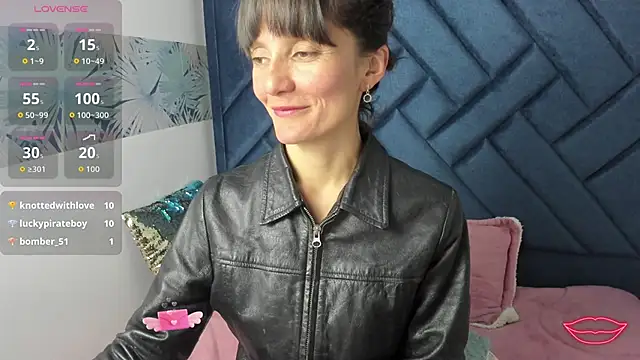 Valery More   online show from February 17, 3:11 pm