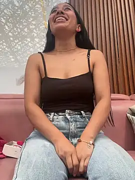 Amelia Rivas online show from June 10, 7:01 pm