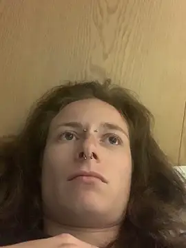 GoldenPussy1329 online show from April 26, 8:28 pm