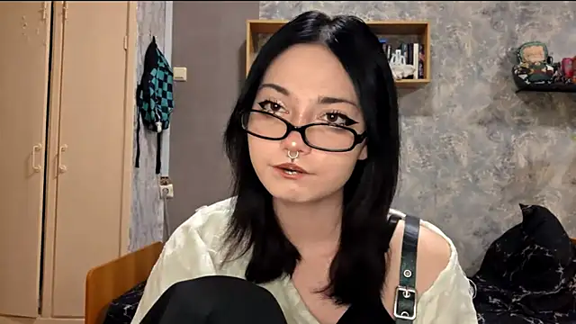 Beeping Creature online show from November 20, 5:14 pm