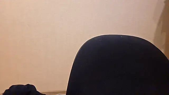 Beeping Creature online show from February 12, 5:03 pm