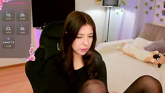 Azaliya Haze online show from April 18, 8:09 pm