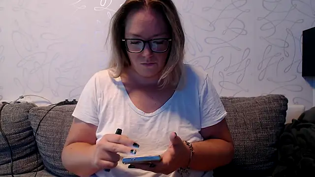KittyClit online show from October 9, 6:39 am